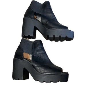 Sixty Seven Women's Black Ankle Leather Platform Chunky Heel Sandals Sz 38 -7.5